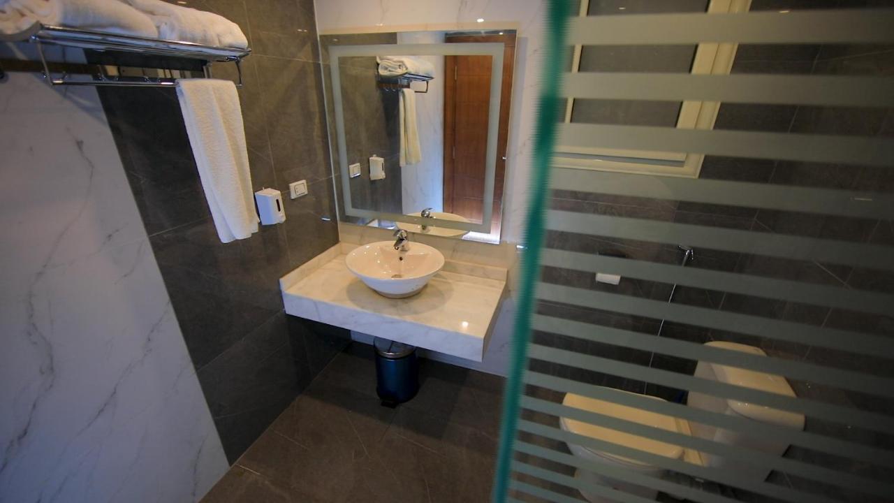 Villa 14 Suites 6th of October City Extérieur photo